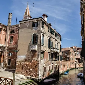 Le Sorelle Italië