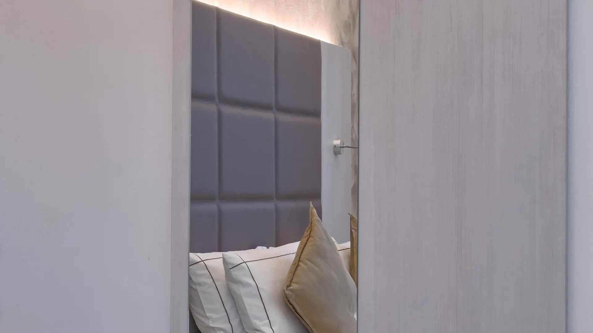 Agape Hotel Aa Hotels Milan Italy